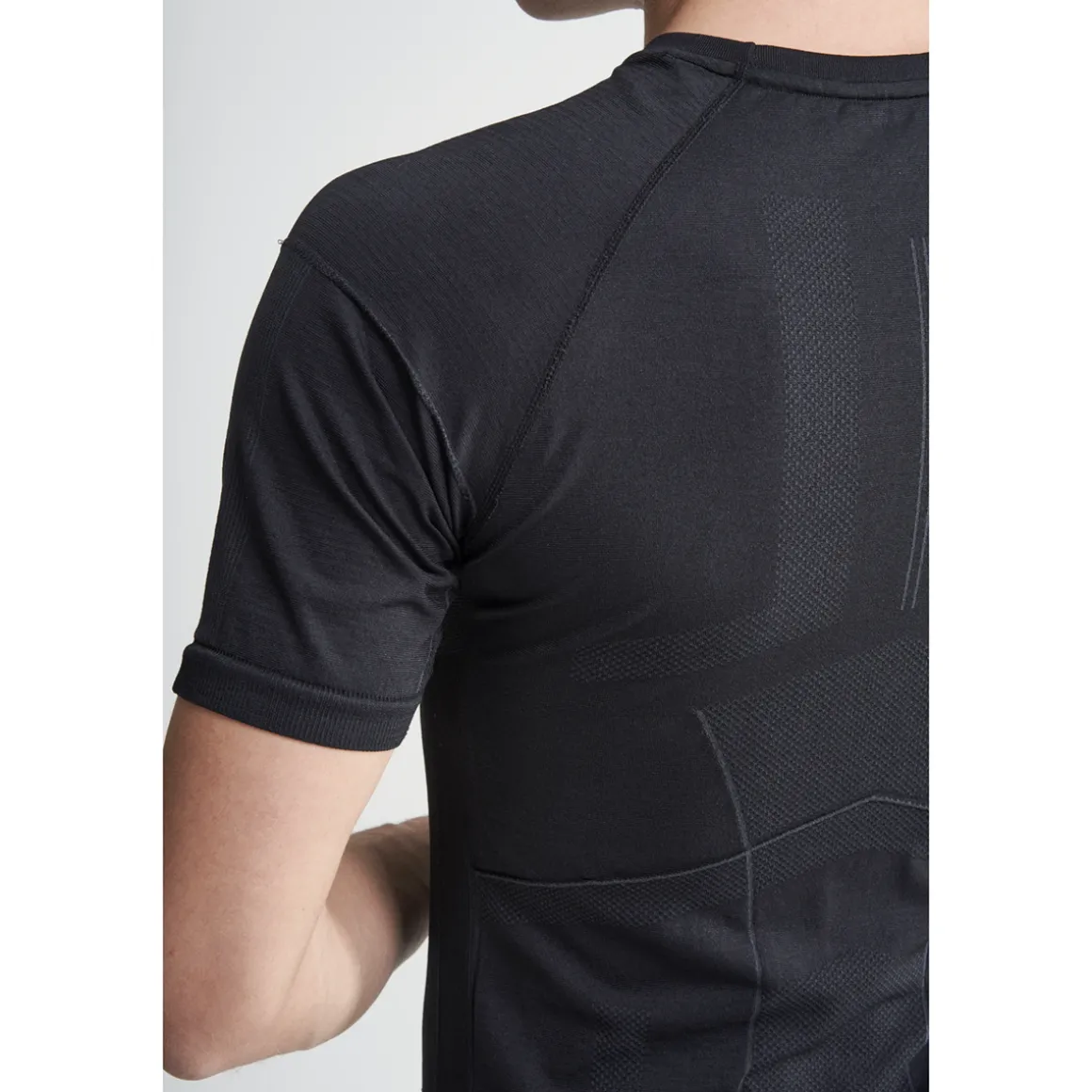 ACTIVE INTENSITY SS M Short Sleeve Base Layer