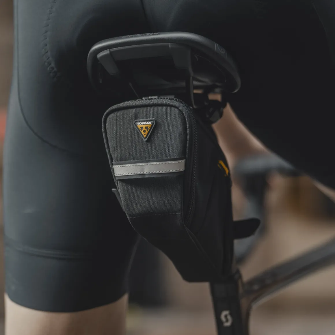 AERO WEDGE PACK DX MEDIUM Saddle Bag