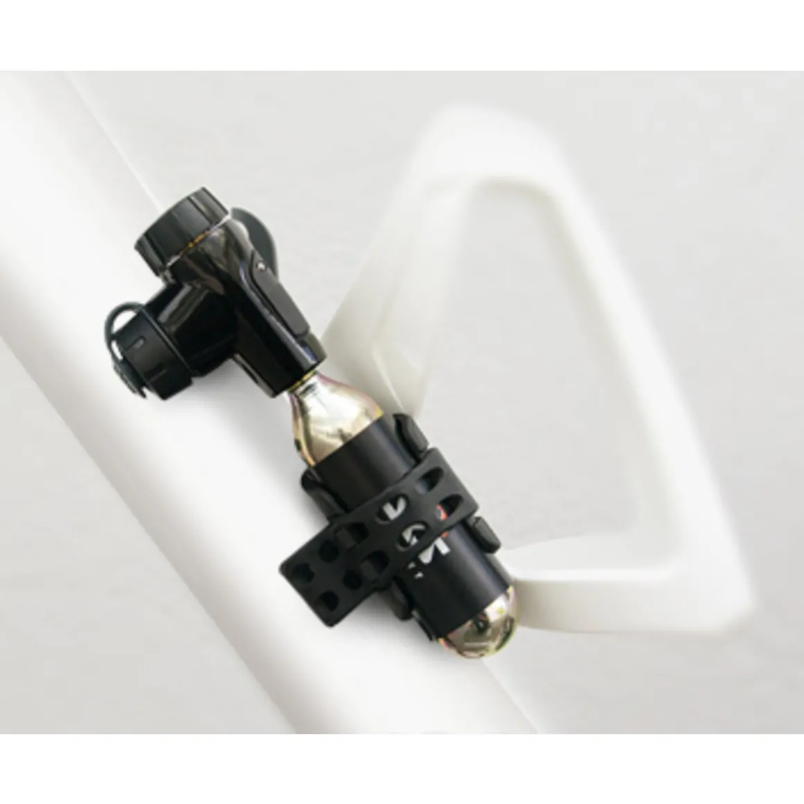 Airbuster CO2 Inflator