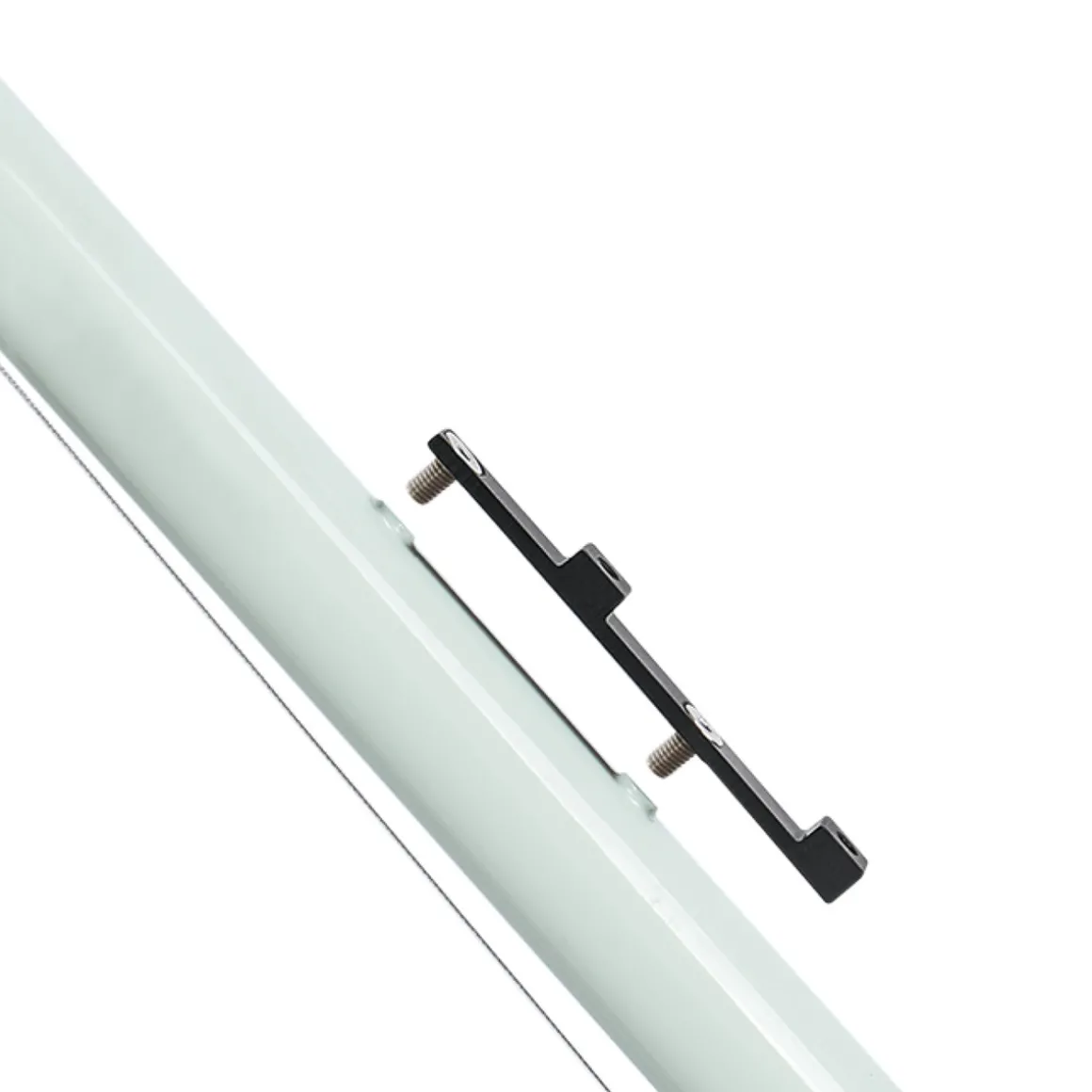 Alt-Position Cage Mounts Adapter