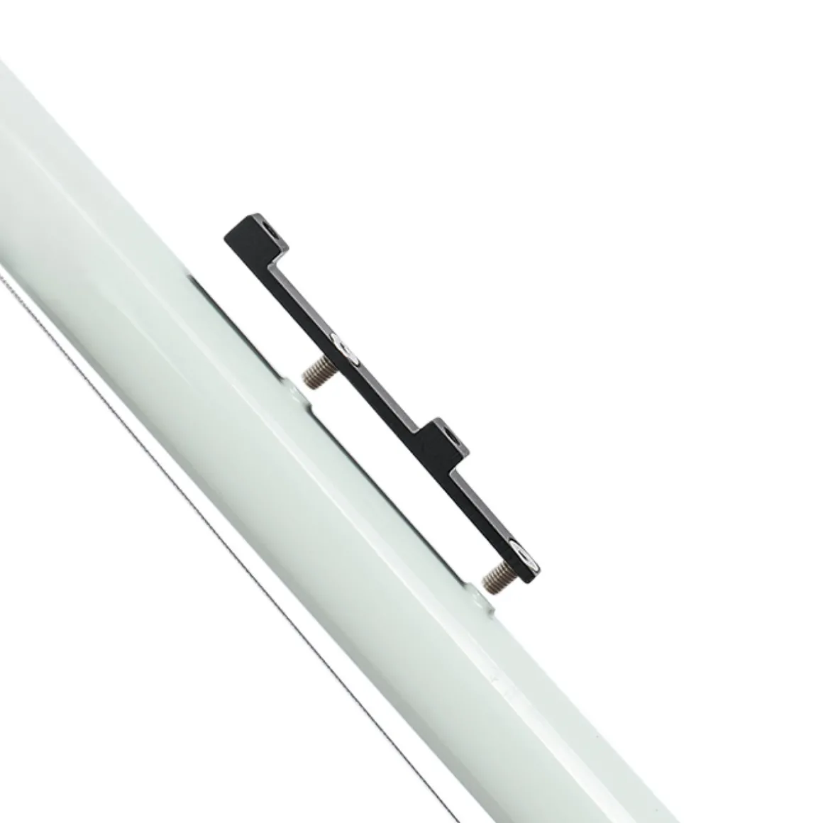 Alt-Position Cage Mounts Adapter