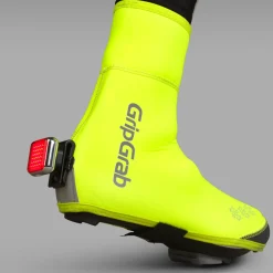 ARCTIC WATERPROOF HI-VIS WINTER SHOE COVER 01