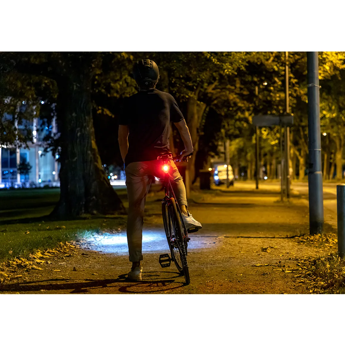 Aura 30 Front Light and Curve Rear Bike Light Set