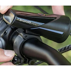 AURA 100 LINK LED Front Light/BLAZE LINK Rear Light USB Battery-powered Lighting Set with Screw Mount