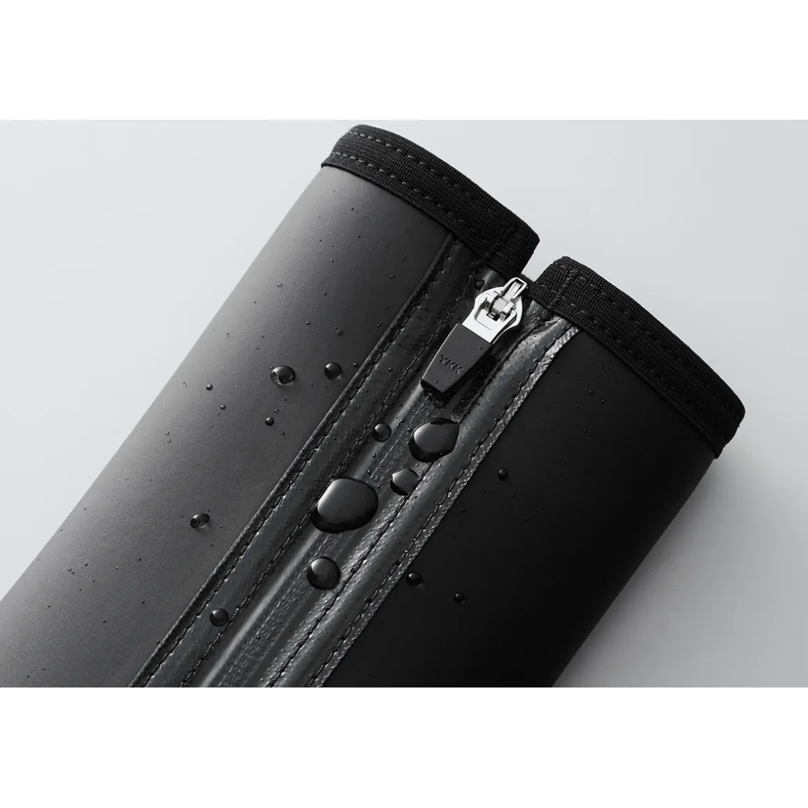 DUAL CR SHOE COVER