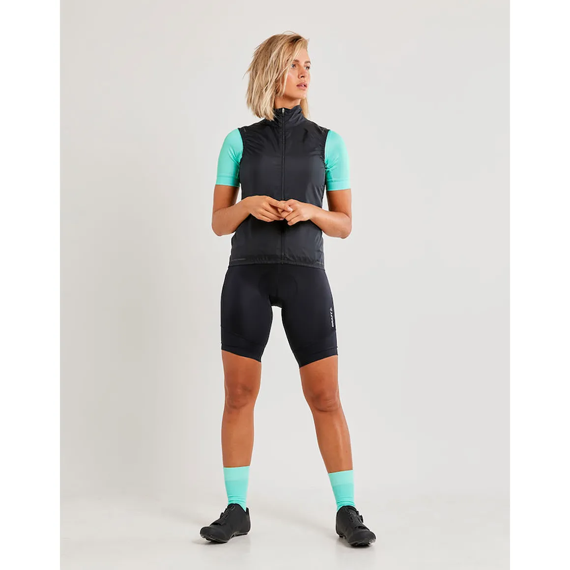 ESSENCE LIGHT WIND VEST W