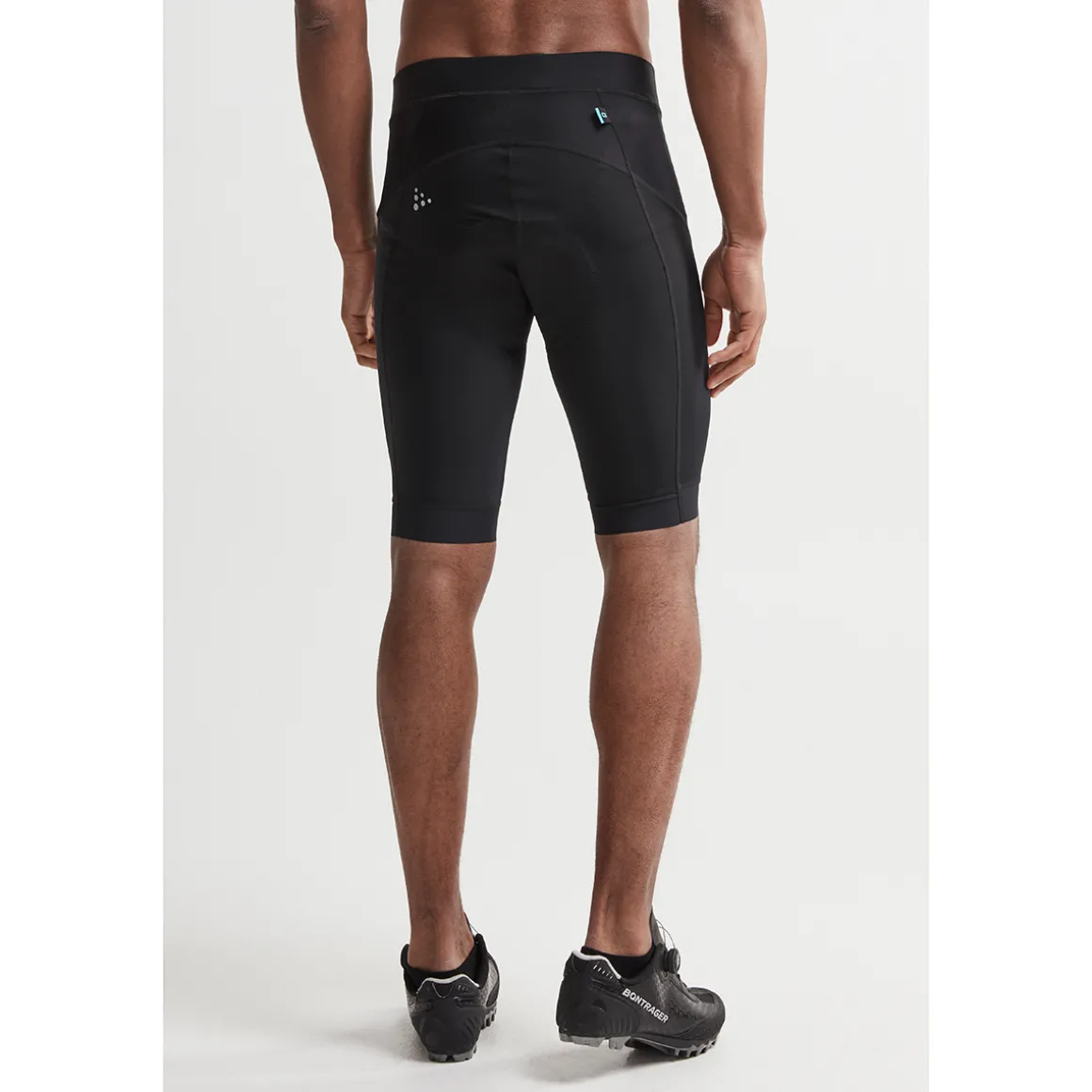 ESSENCE SHORTS M Cycling Shorts