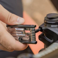 F16 Mini Tool with Tubeless Plug Kit