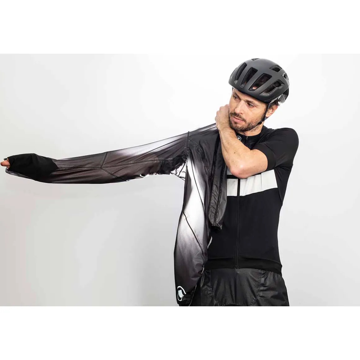 FS260-PRO ADRENALINE RACE CAPE II rain jacket