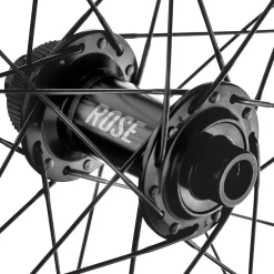 G-Thirty DISC 28" / 700 C Gravel Front Wheel | 28 Spokes