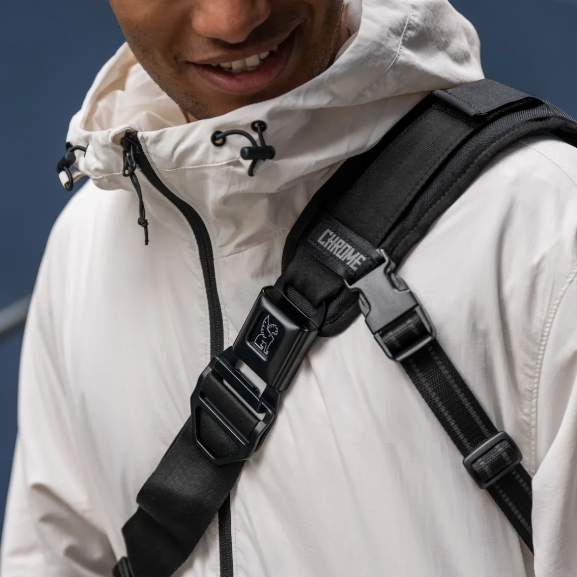 KADET MAX Shoulder Bag