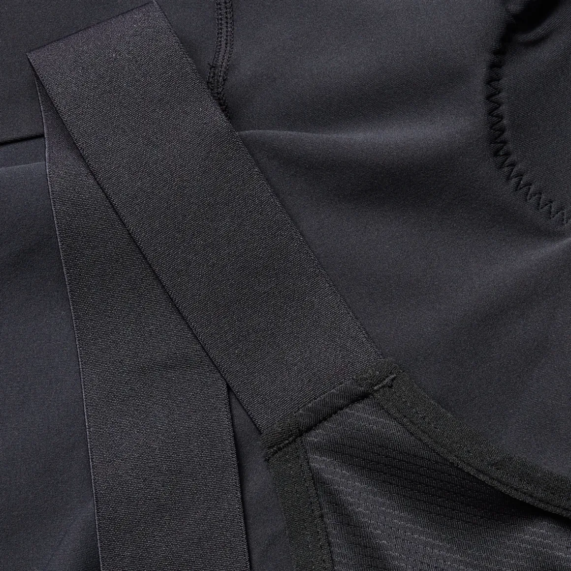 LOOP BIBSHORT