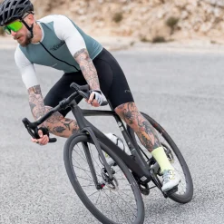 REVOLUTION Road Shoes