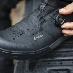 SH-GF800GTX Gore-Tex Flatpedal Shoes