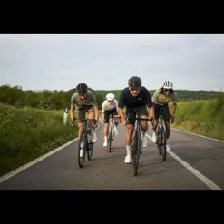 SURGE AERO MIPS Road Helmet