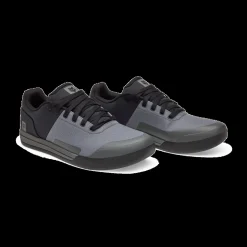 UNION CANVAS Flat Pedal Shoes