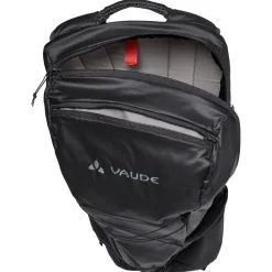 UPHILL 12 Backpack
