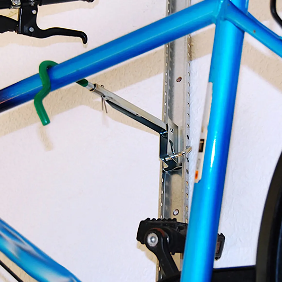 Wall mount bike rack